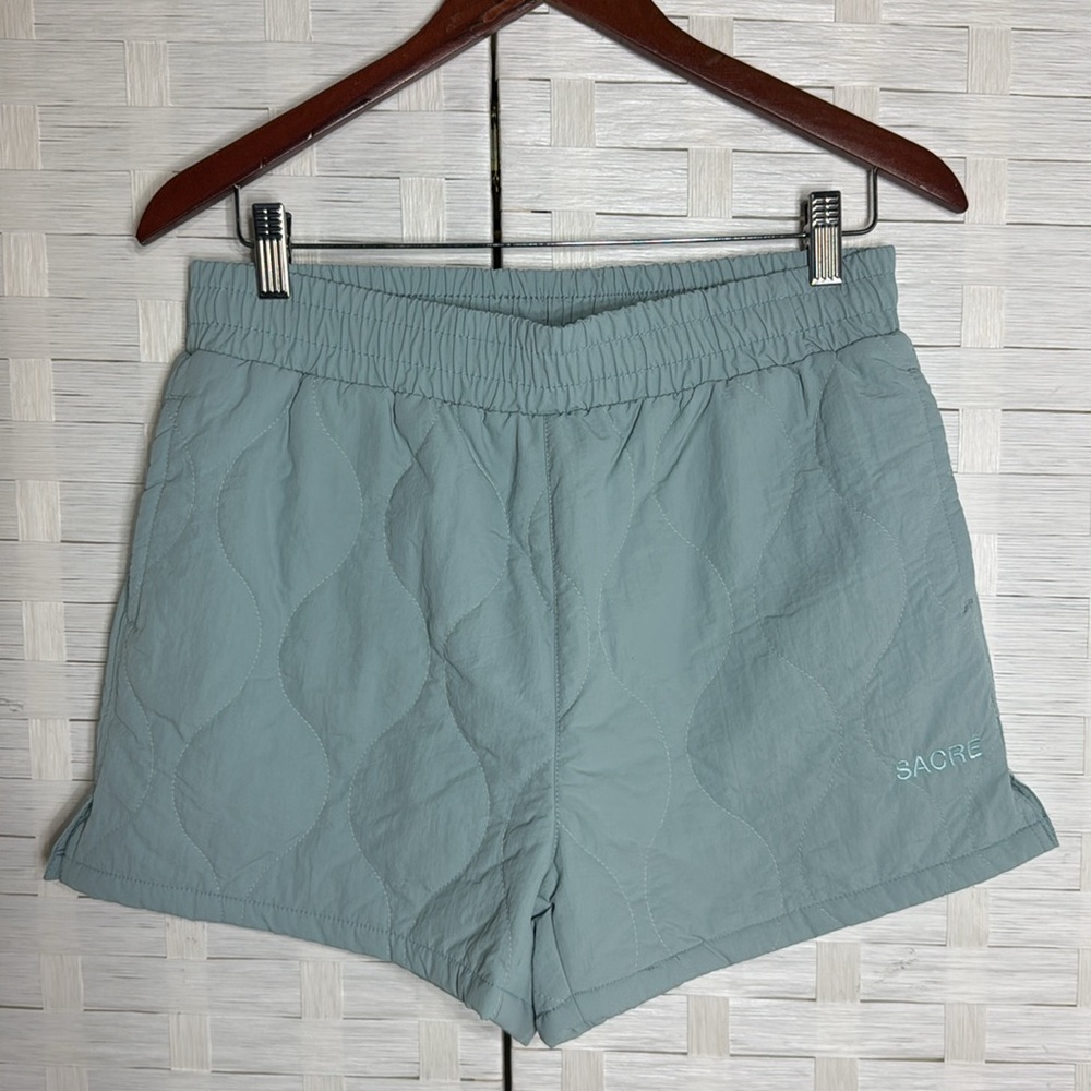 Sacre Alyssa Sage Quilted‎ Shorts Size Medium with Pockets